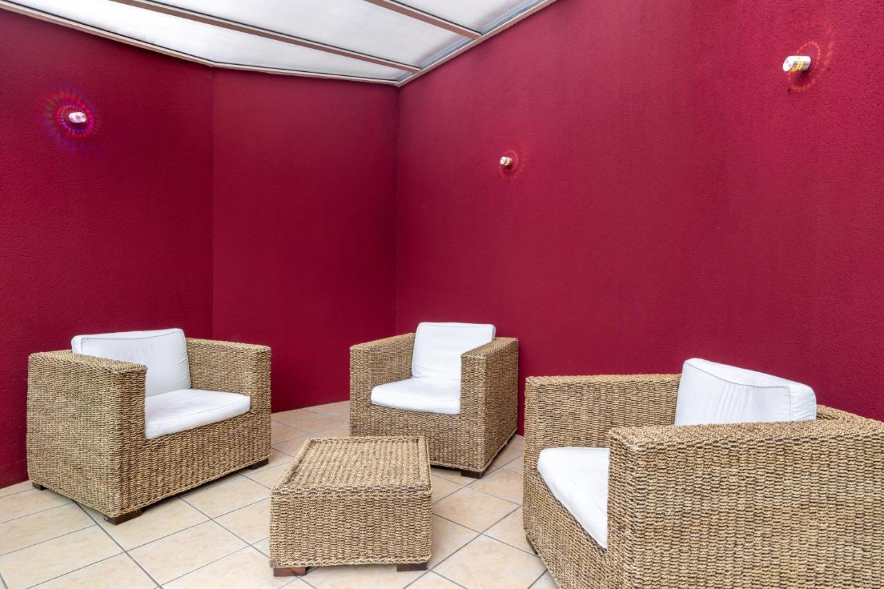 Best Western Hotel & Spa Pau Lescar Aeroport Eksteriør bilde