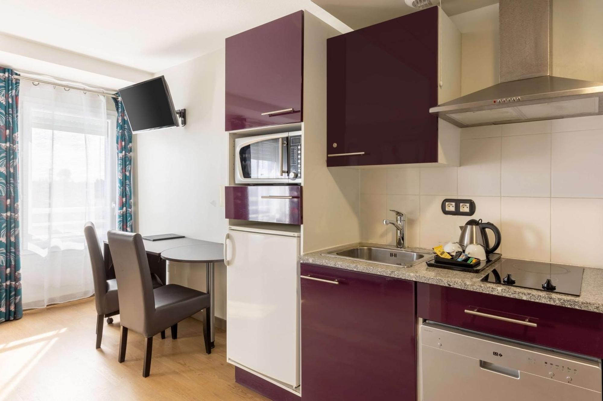 Best Western Hotel & Spa Pau Lescar Aeroport Eksteriør bilde