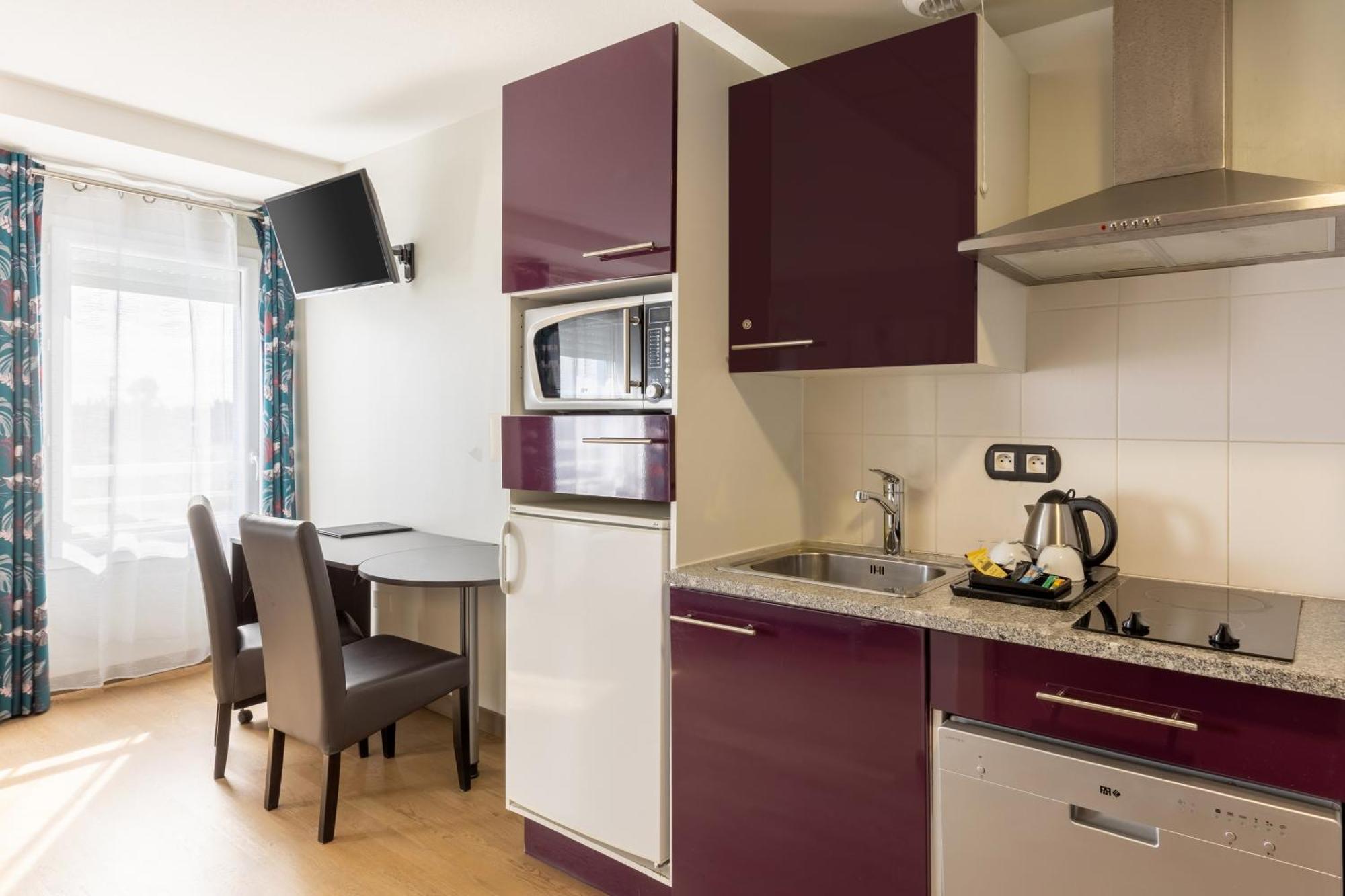 Best Western Hotel & Spa Pau Lescar Aeroport Eksteriør bilde