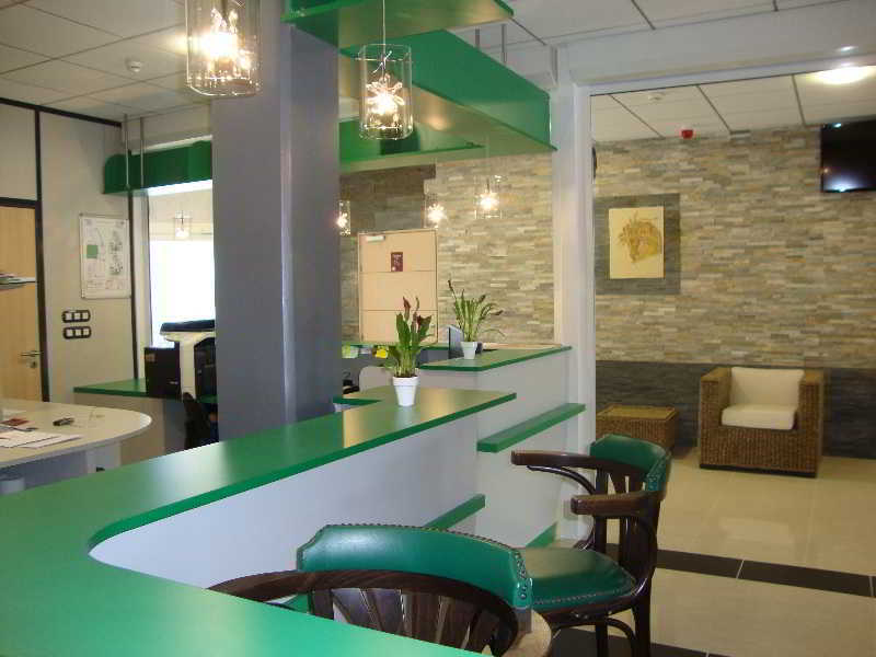 Best Western Hotel & Spa Pau Lescar Aeroport Eksteriør bilde